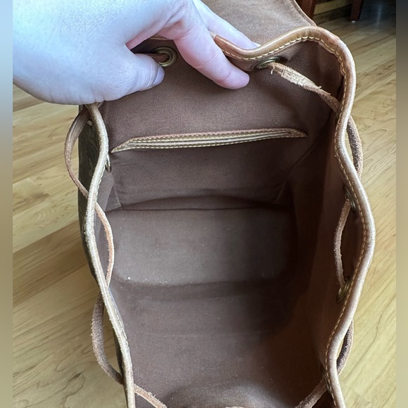 Louis Vuitton Monogram Montsouris MM Backpack (style discontinued by LV) - Picture 2 of 16